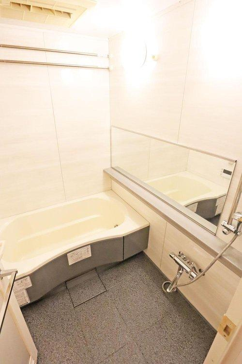 アルファステイツ五軒邸の浴室|浴室