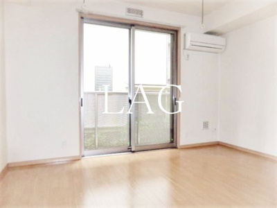 【居間・リビング】 | ベルハイム | 洋室のお部屋です。