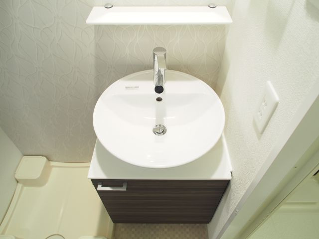 エスリード難波グレイスの独立洗面台