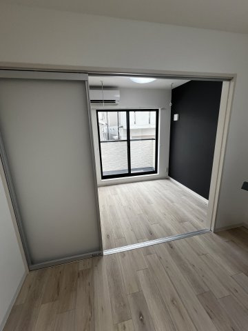 Cocon Grandjour 芦屋西Ⅱの洋室