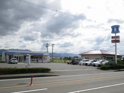 【周辺】 | ルクシード | ローソン 出水下知識店 777ｍ