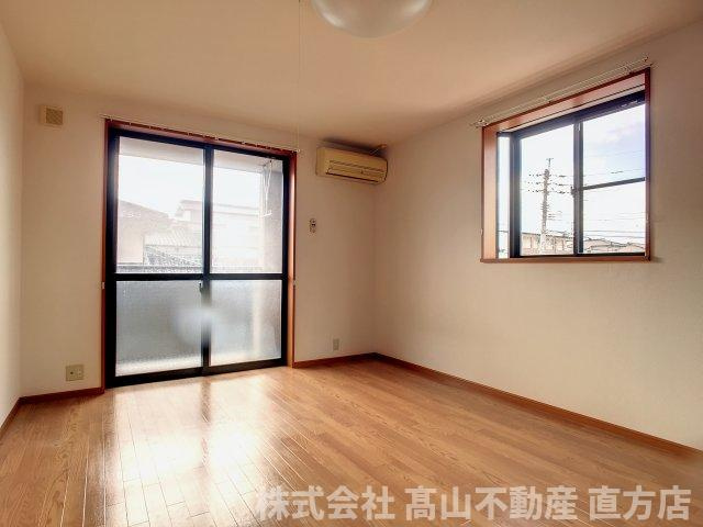 エル　プランドールの洋室