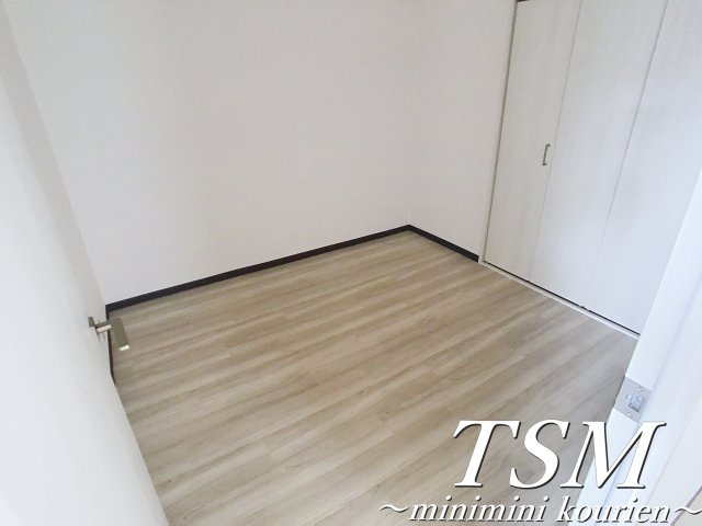 第３林ビルの洋室