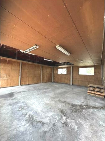 アビテ・ナポール2　店舗Bの内装