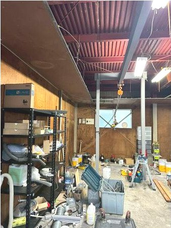 アビテ・ナポール2　店舗Bの内装