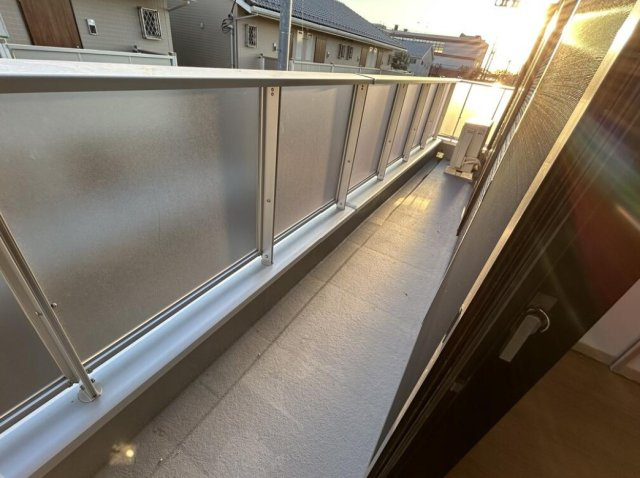 Wisteria（ウィステリア）Bのバルコニー