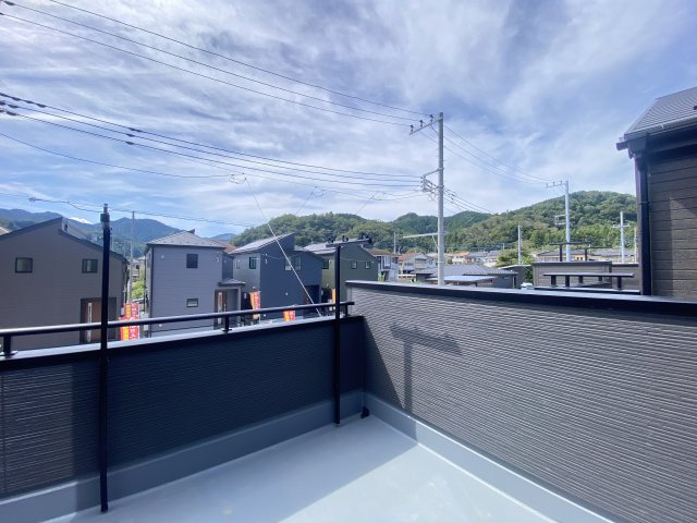 『八王子市新築戸建て』八王子市1549-3【仲介手数料無料】　１６期の展望|～仲介手数料無料☆八王子ひなた不動産～　八王子市下恩方町　新築戸建て