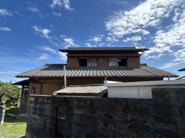 阿南市津乃峰町東分中古戸建の外観