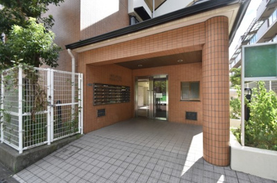 【エントランス】 | ウェルフェアー | エントランス★