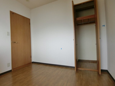 【寝室】 | モナークシャトー