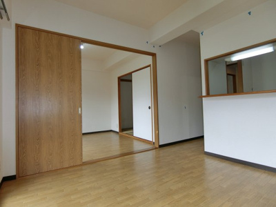 【居間・リビング】 | モナークシャトー