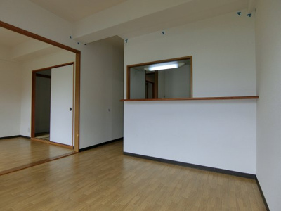 【玄関】 | モナークシャトー