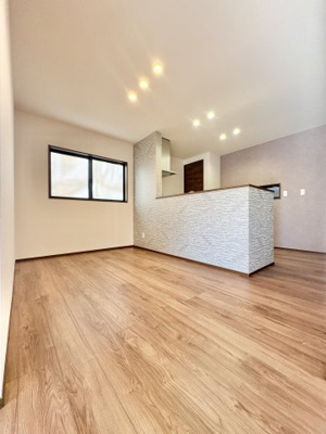 【ダイニング】