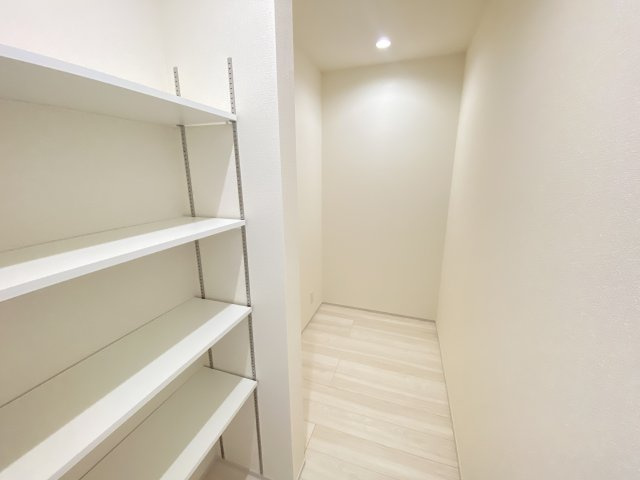 『八王子市新築戸建て』八王子市1549-3【仲介手数料無料】　１６期の収納|～仲介手数料無料☆八王子ひなた不動産～　八王子市下恩方町　新築戸建て