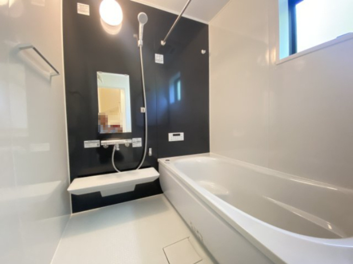 『八王子市新築戸建て』八王子市1549-3【仲介手数料無料】　１６期の浴室|～仲介手数料無料☆八王子ひなた不動産～　八王子市下恩方町　新築戸建て