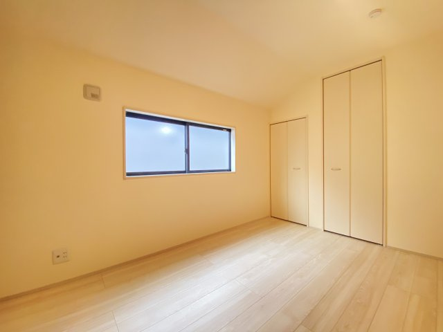 『八王子市新築戸建て』八王子市1549-3【仲介手数料無料】　１６期の洋室|～仲介手数料無料☆八王子ひなた不動産～　八王子市下恩方町　新築戸建て