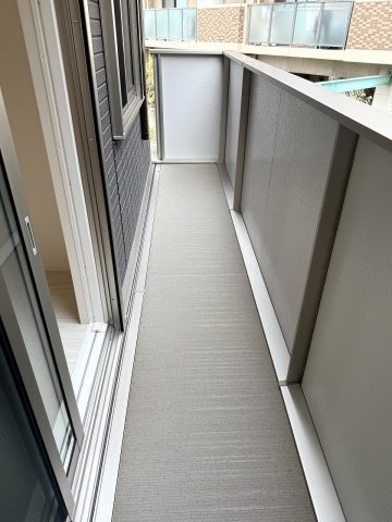 ソリッソ大久保のバルコニー