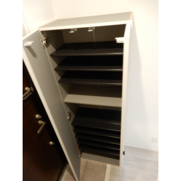 セラ ビューノ本八幡の玄関