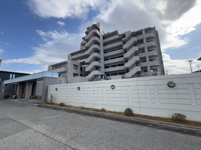 嵯峨クレセーヌ神戸西