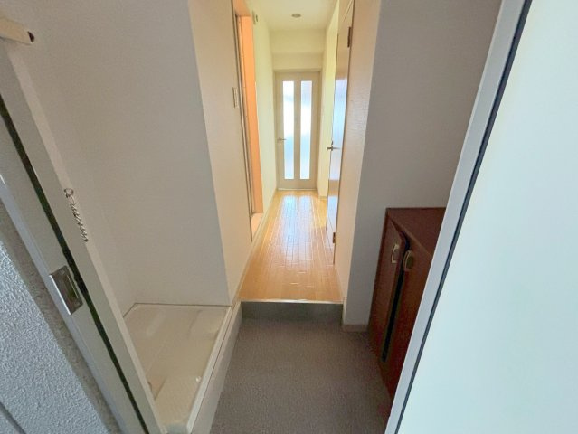 レーズライン下新庄の玄関