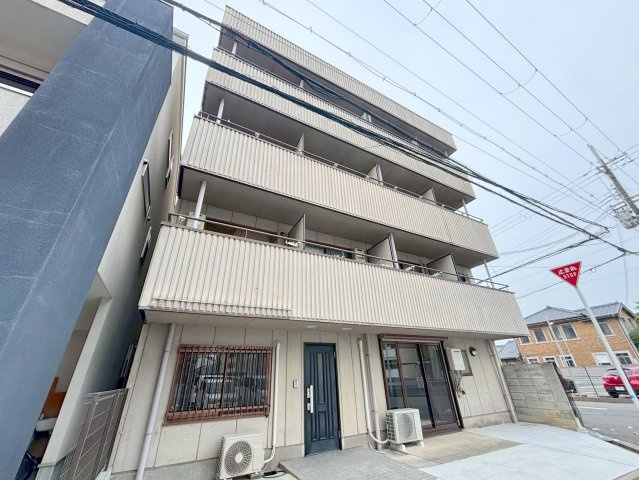 レーズライン下新庄の外観