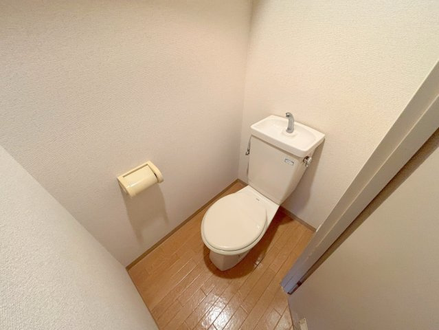 レーズライン下新庄のトイレ