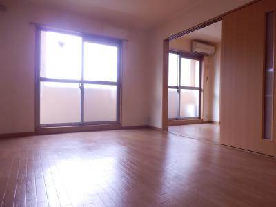 エルソレイユの居間・リビング|リビング