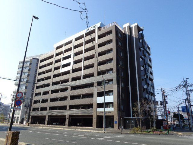 アクタス天神の外観