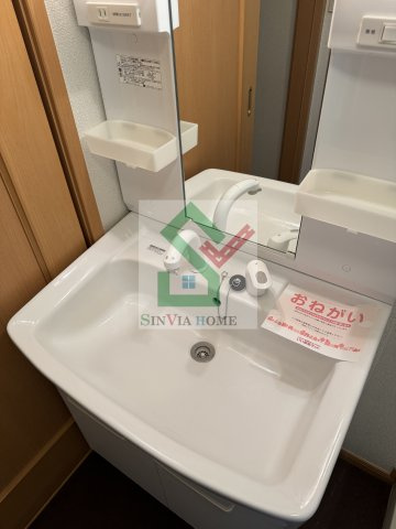 グリムローズガーデンの独立洗面台