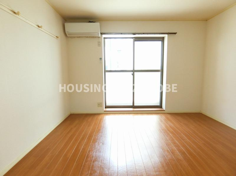 ローズヒルハイツの居間・リビング