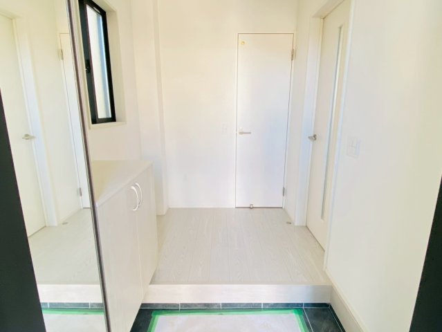 よかタウン／南区御幸西2丁目4期／4号棟の玄関