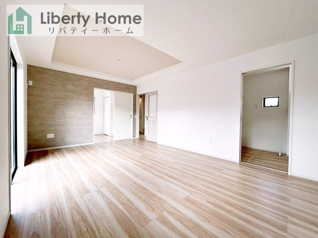 ひたちなか市高場7期　新築戸建の居間・リビング