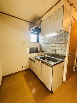 羽犬塚ガーデンハイツⅢのキッチン|キッチンでお料理をお楽しみください