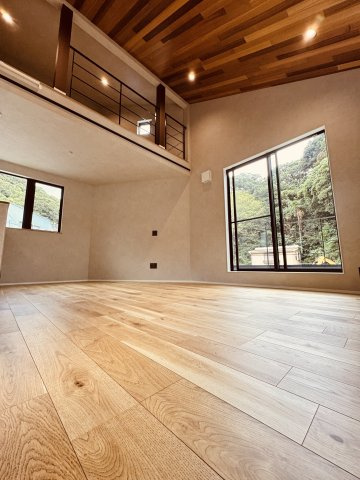 HAYAMA SHELTER - 葉山で、心ととのう家の居間・リビング