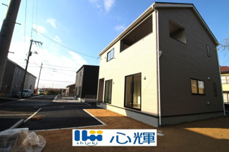 【前面道路含む現地写真】 | クレイドルガーデン宇部市際波第６ ２期（２号棟） | 現地（2025年12月1日撮影）
整備された道路に面する現地は、お車の出し入れも楽々です。
