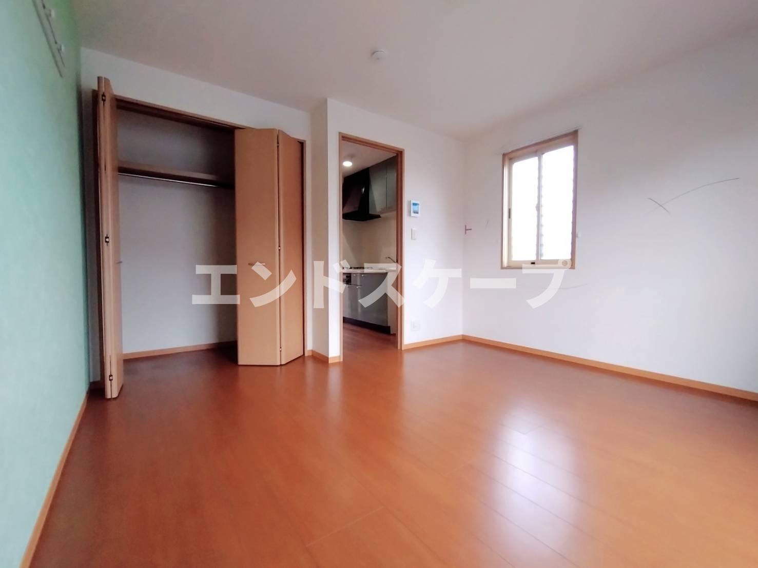 メゾン･フレッサの居間・リビング|高崎、前橋のお部屋探しはエンドスケープまで！お客様の理想お聞かせ下さい♪