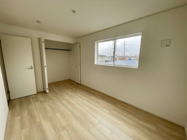 【新築戸建て】秋田市茨島第12　2号棟の洋室
