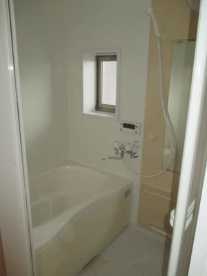 【浴室】 | Uハイツカリス | 日々の疲れを癒すお風呂付です