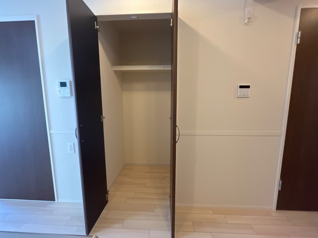 ヴェルニースの収納