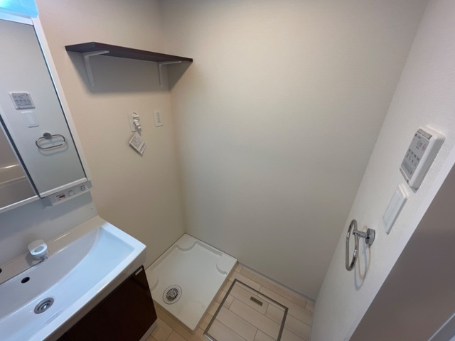 ヴェルニースの洗面所