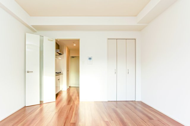 サヴォイブロンズガーデニア　4階の居間・リビング|別号室です。現状優先になります。