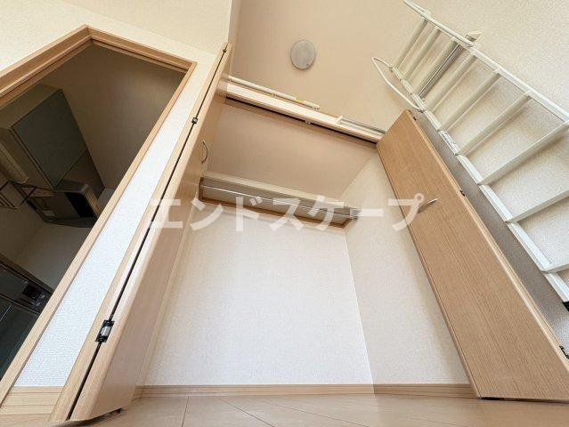 ローレルコート　Ⅲの収納|高崎、前橋のお部屋探しはエンドスケープまで！お客様の理想お聞かせ下さい♪