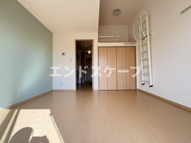 ローレルコート　Ⅲの居間・リビング|高崎、前橋のお部屋探しはエンドスケープまで！お客様の理想お聞かせ下さい♪