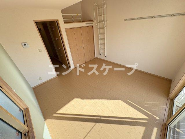 ローレルコート　Ⅲの玄関|高崎、前橋のお部屋探しはエンドスケープまで！お客様の理想お聞かせ下さい♪