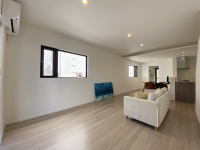 【居間・リビング】 | 嘉手納屋良Ⅱ（全5棟） | ※同仕様写真です