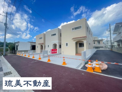 【外観】 | 嘉手納屋良Ⅱ（全5棟） | ※全棟並列駐車2台完備♪（2025.11.23撮影）