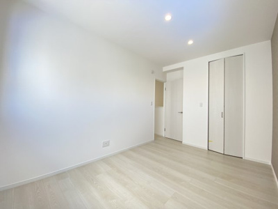 【洋室】 | 嘉手納屋良Ⅱ（全5棟） | ※同仕様写真です