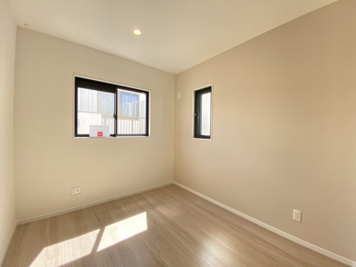 【洋室】 | 嘉手納屋良Ⅱ（全5棟） | ※同仕様写真です