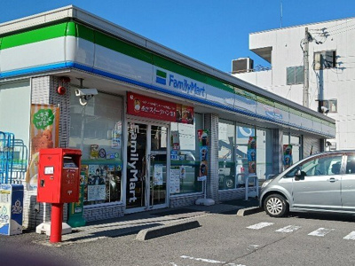 【周辺】 | シエロ・ガーデン今治　Ｂ | ファミリーマート今治常盤店まで750m