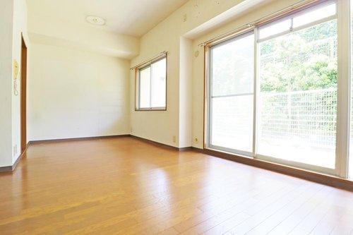 東急ドエル・アルス西明石コーストの居間・リビング|リビングダイニング